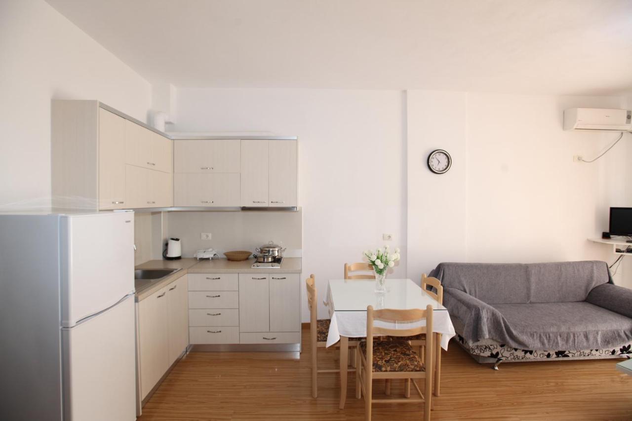 Teo Apartaments Saranda Kültér fotó