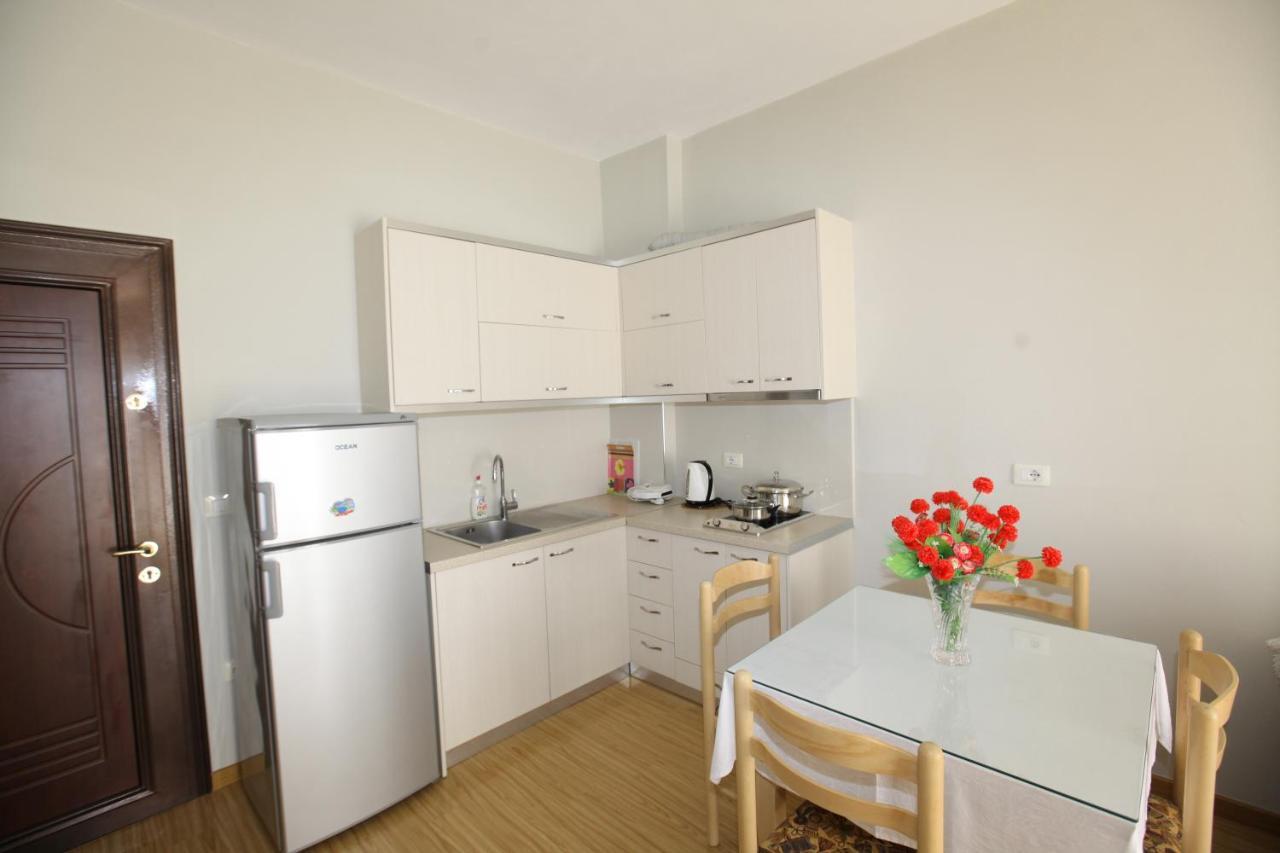 Teo Apartaments Saranda Kültér fotó