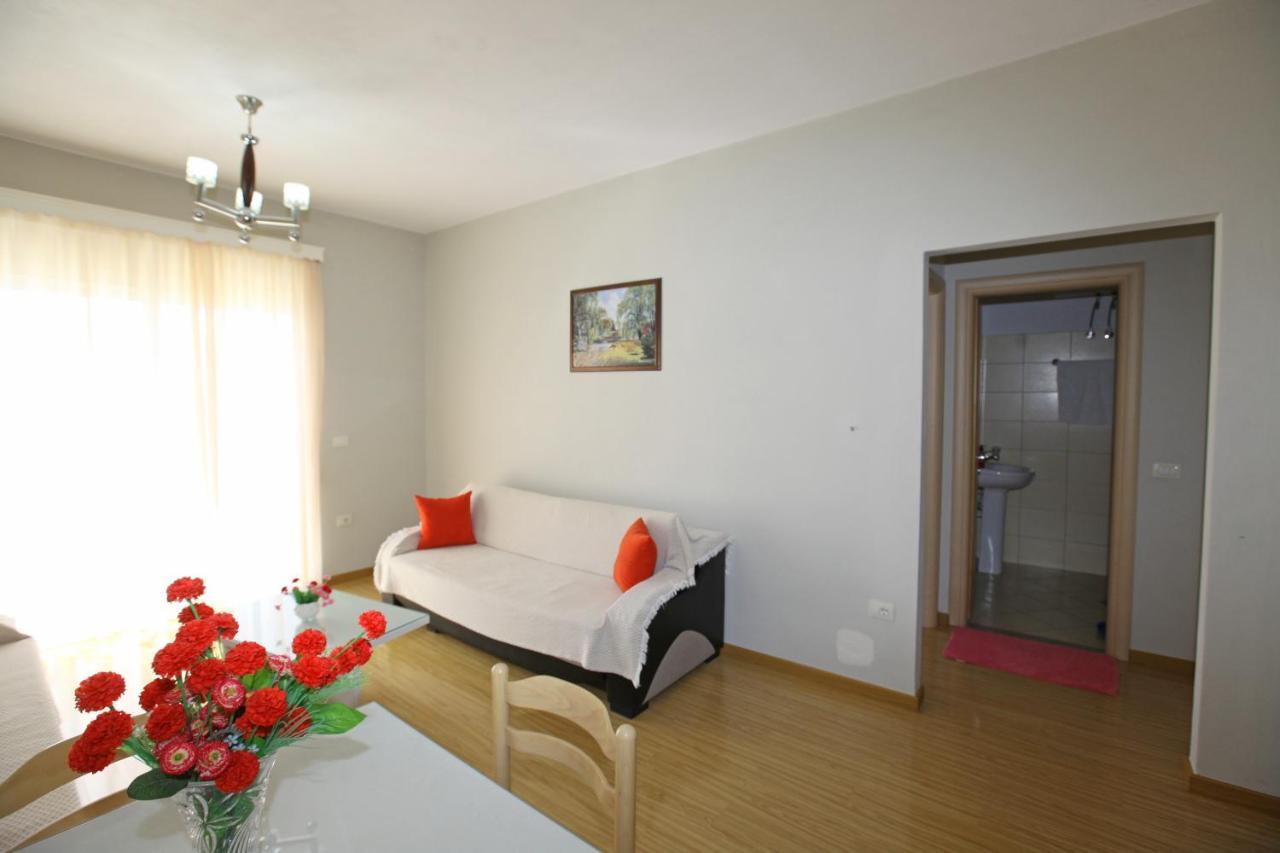 Teo Apartaments Saranda Kültér fotó