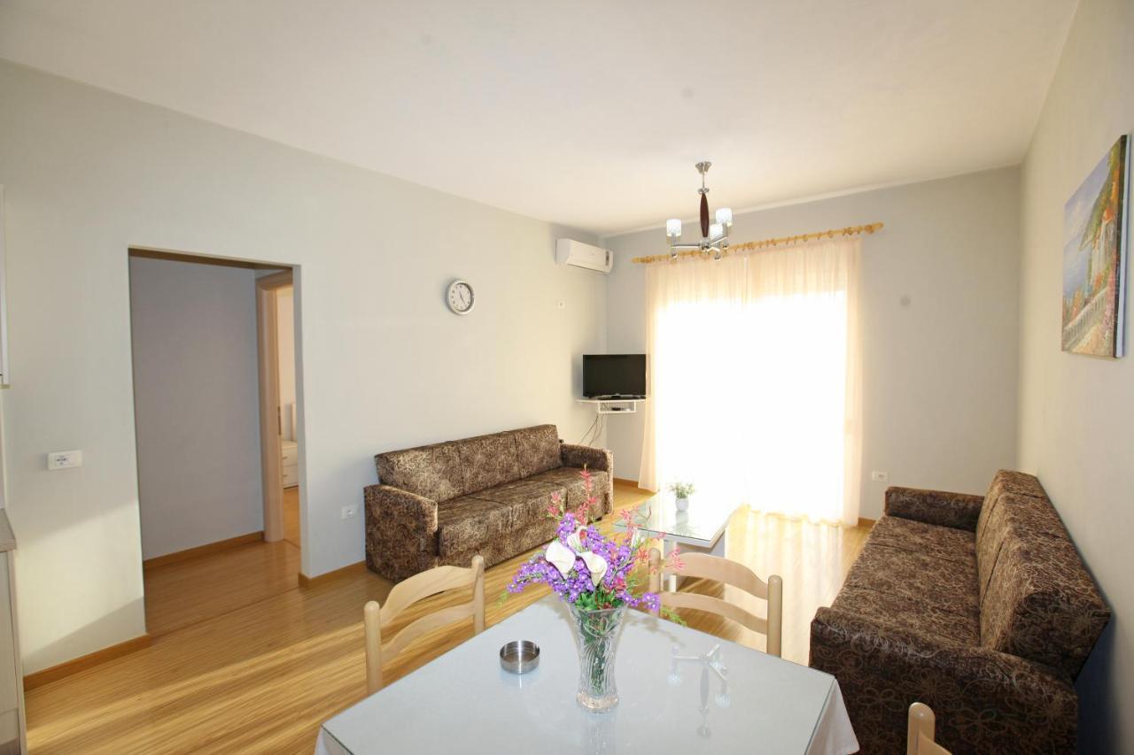 Teo Apartaments Saranda Kültér fotó
